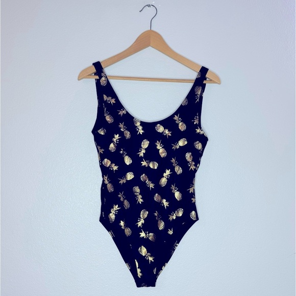 CITY STREET Black with Gold Metallic Pineapple Monogram One-piece Swimsuit - Picture 3 of 10